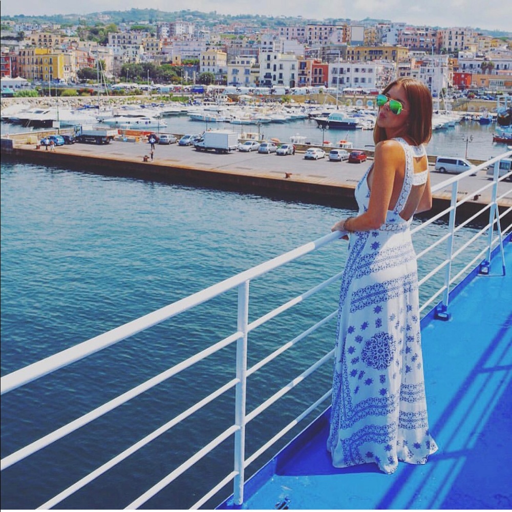 Detailed maxi dress!